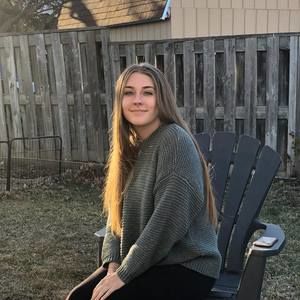 Meet your Posher, Mackenzie